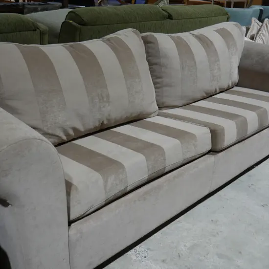 Divan couch