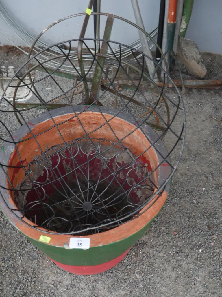 Plant pot etc Image 1++