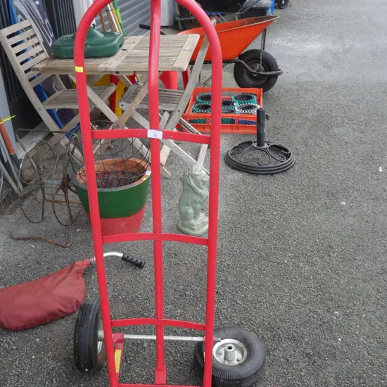 Sack barrow