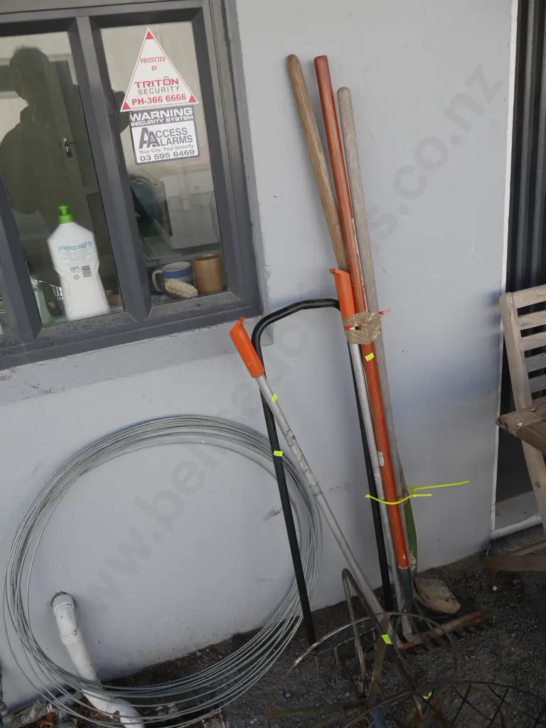 Garden tools etc Image 1++