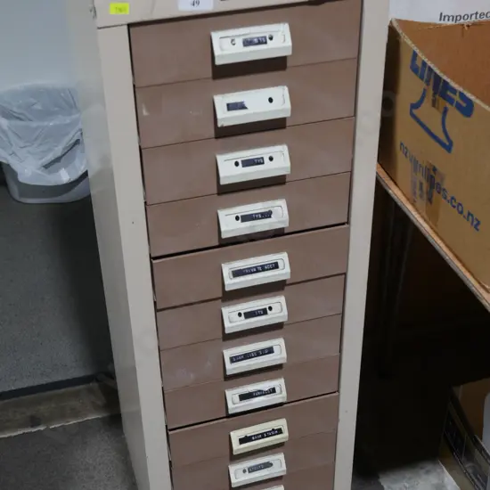 Filing drawers