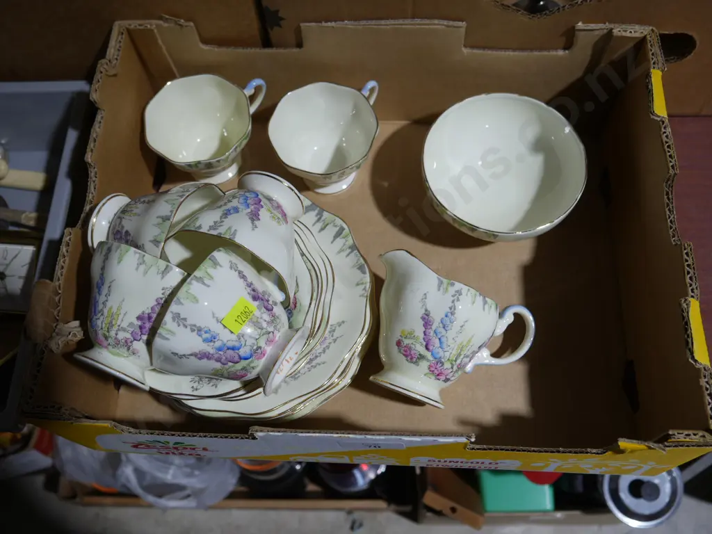 Foley china tea set Image 1++