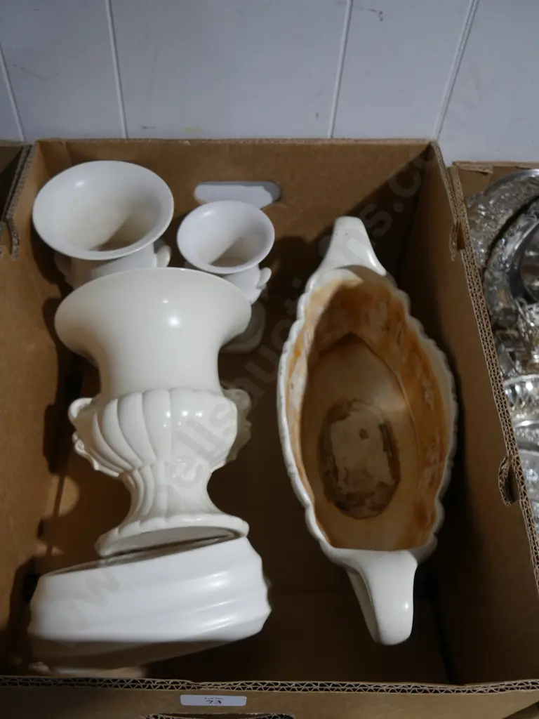 Crown Lynn vases Image 1++