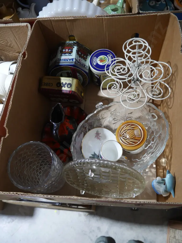 Glassware, tins etc Image 1++