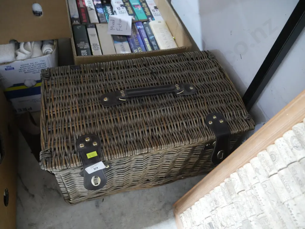 Picnic basket set Image 1++