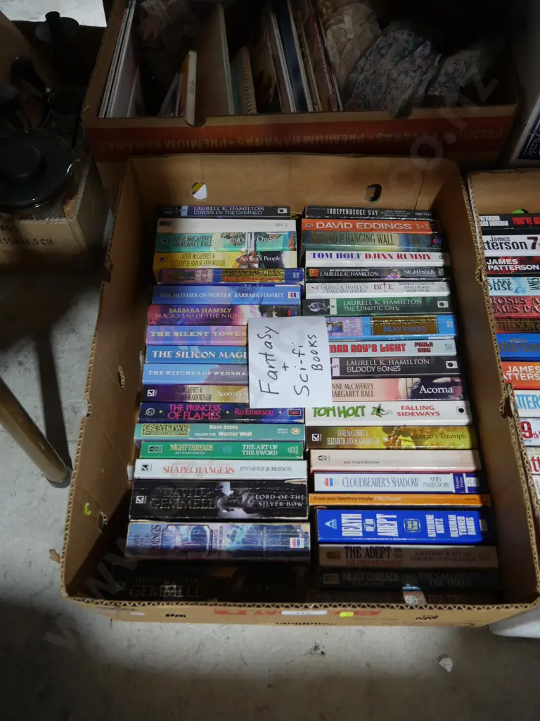 Fantasy and sci-fi books Image 1++
