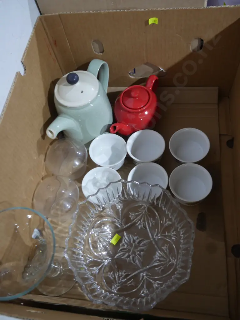 4 boxes of china, ornaments, glassware etc Image 1++