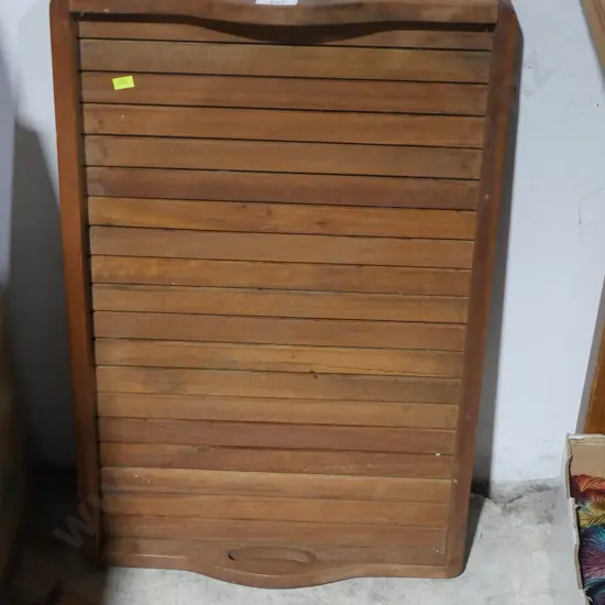 Wooden tray