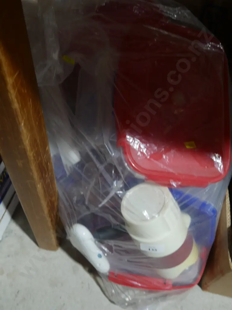Kitchen containers etc Image 1++