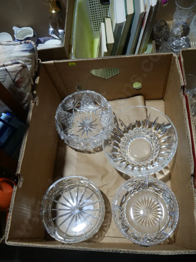 4 crystal bowls Image 1++