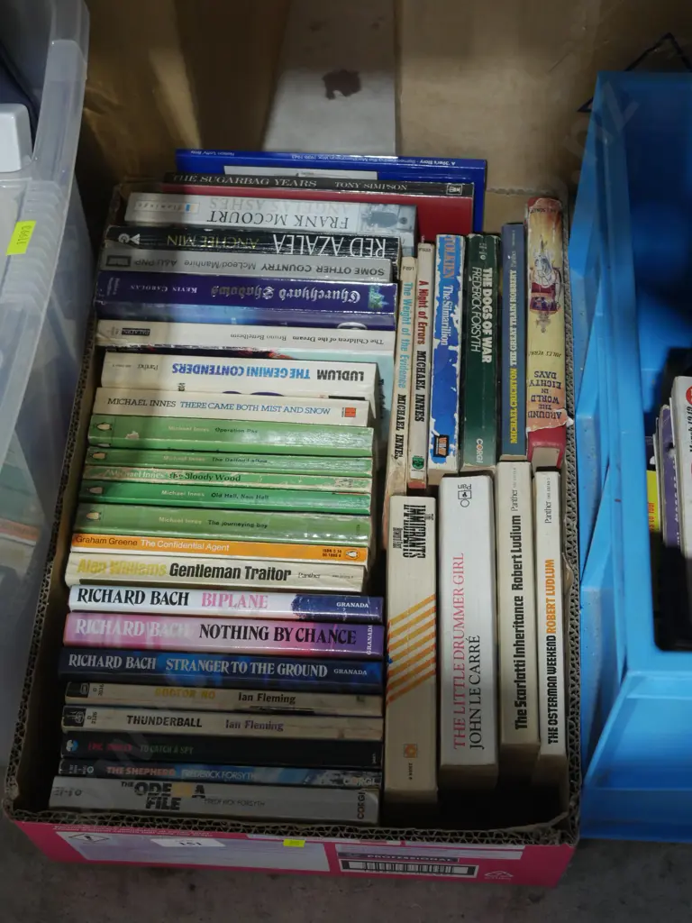 Books Image 1++