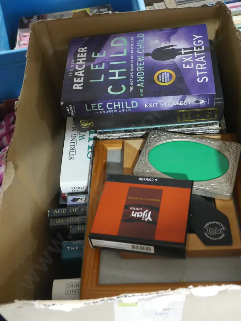 Books Image 1++