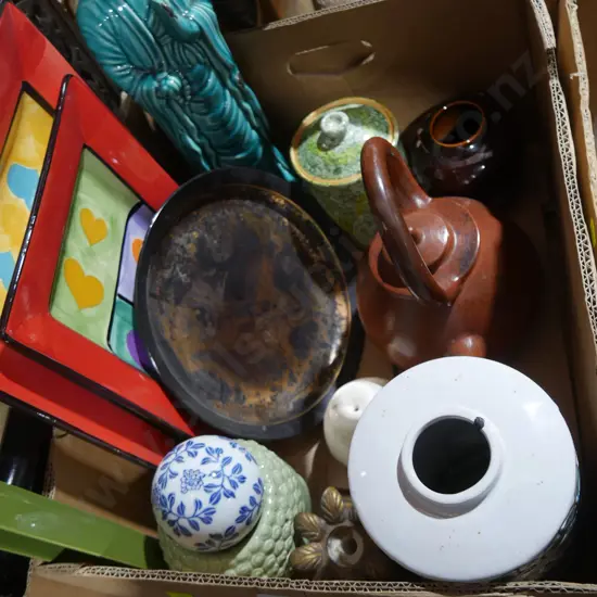 Pottery, ornaments etc