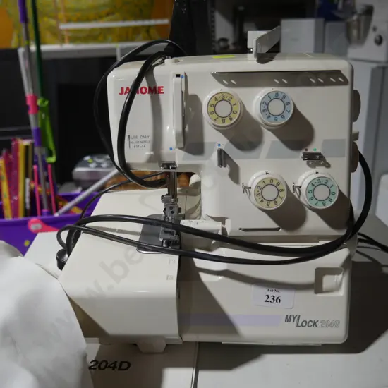 Janome overlocker
