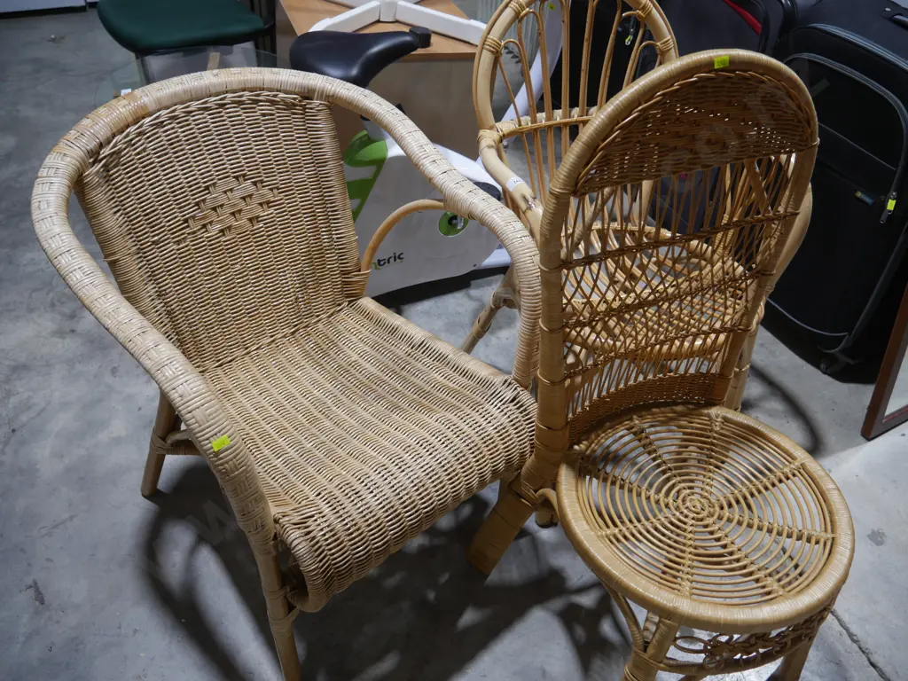 3 cane chairs Image 1++