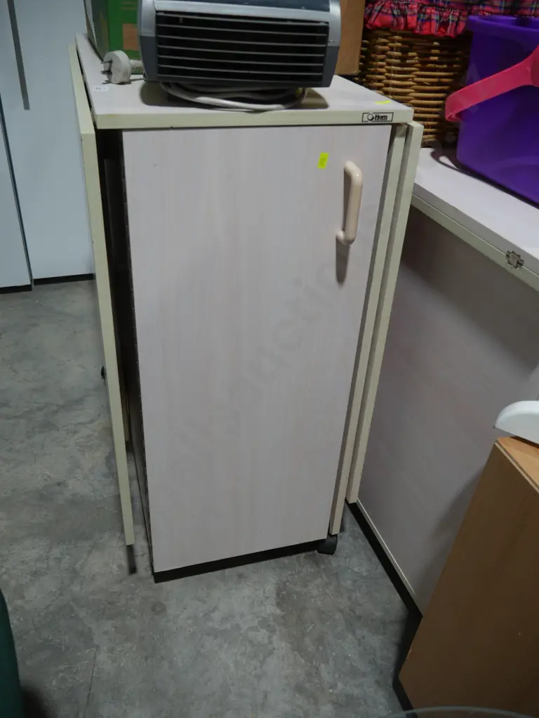 Drop leaf table and chairs unit Image 1++
