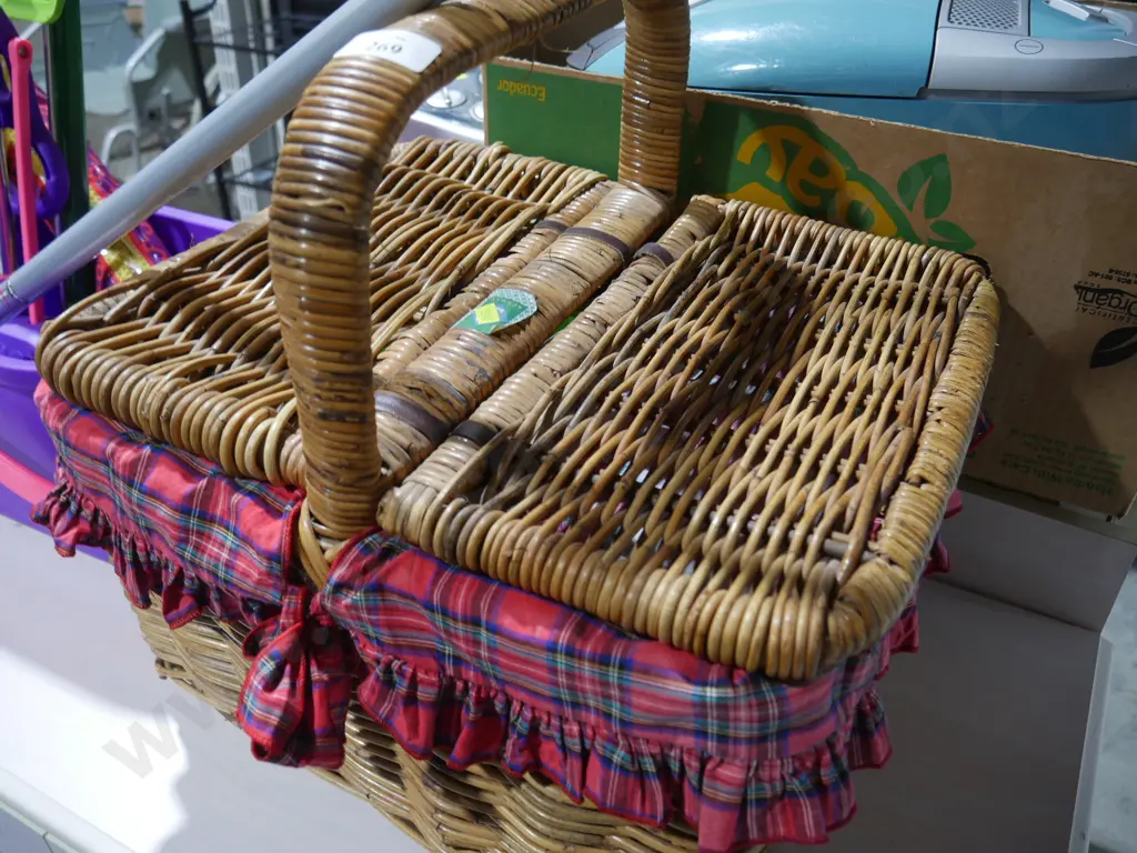 Picnic basket set Image 1++