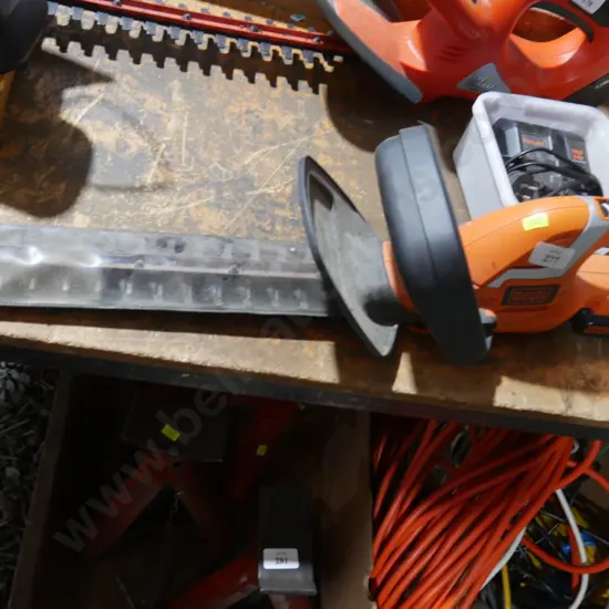 Black and Decker battery hedge trimmer