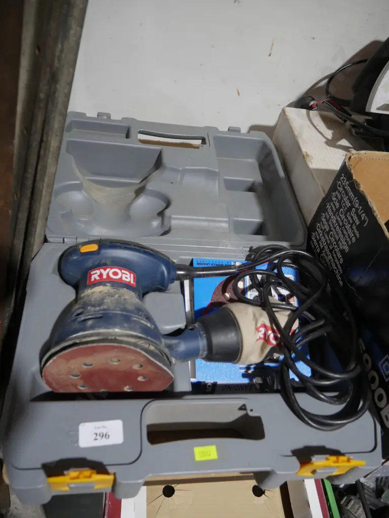 Ryobi sander Image 1++