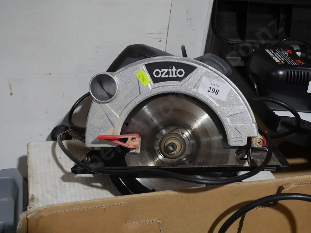 Ozito circular saw Image 1++