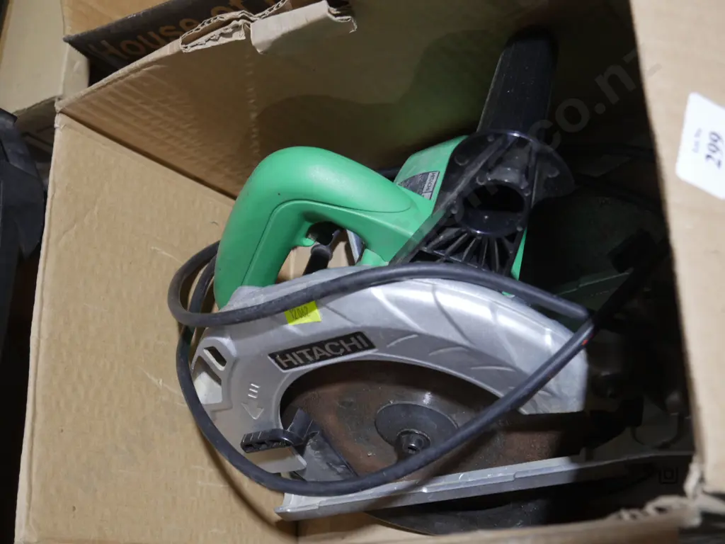 Hitachi circular saw Image 1++