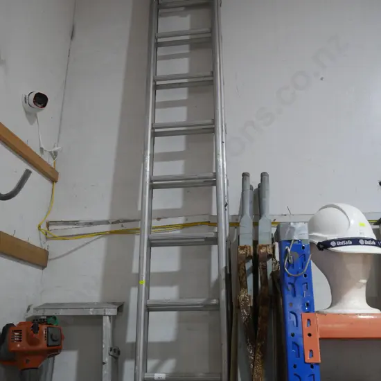 Extension ladder