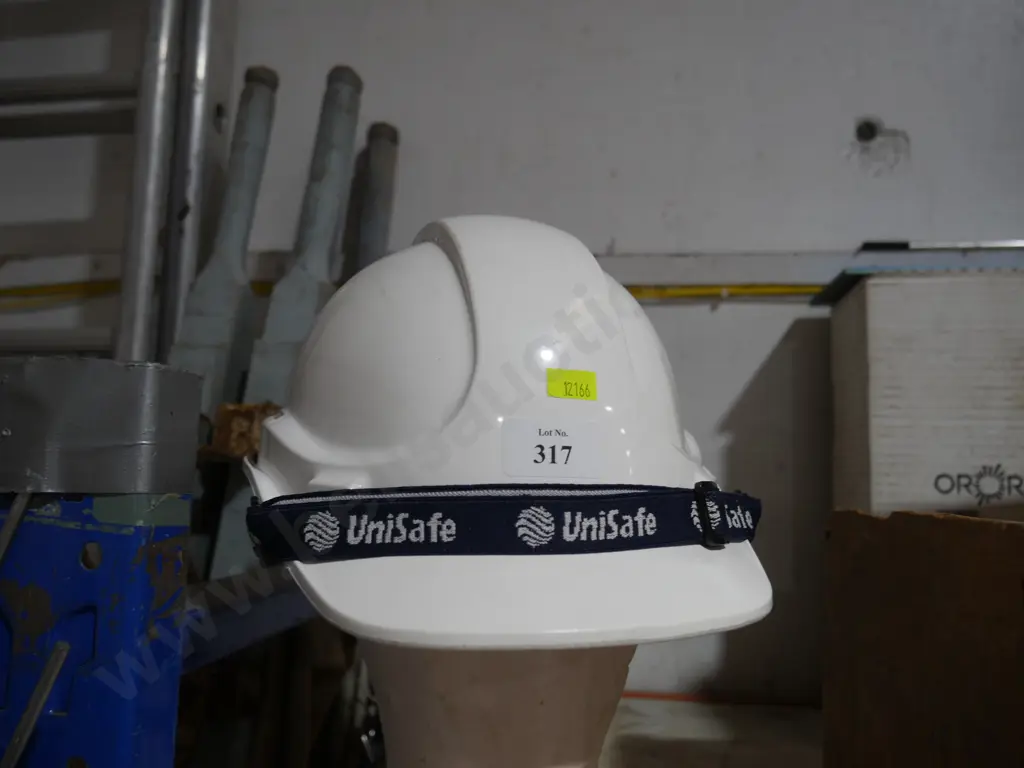 Hard hat Image 1++