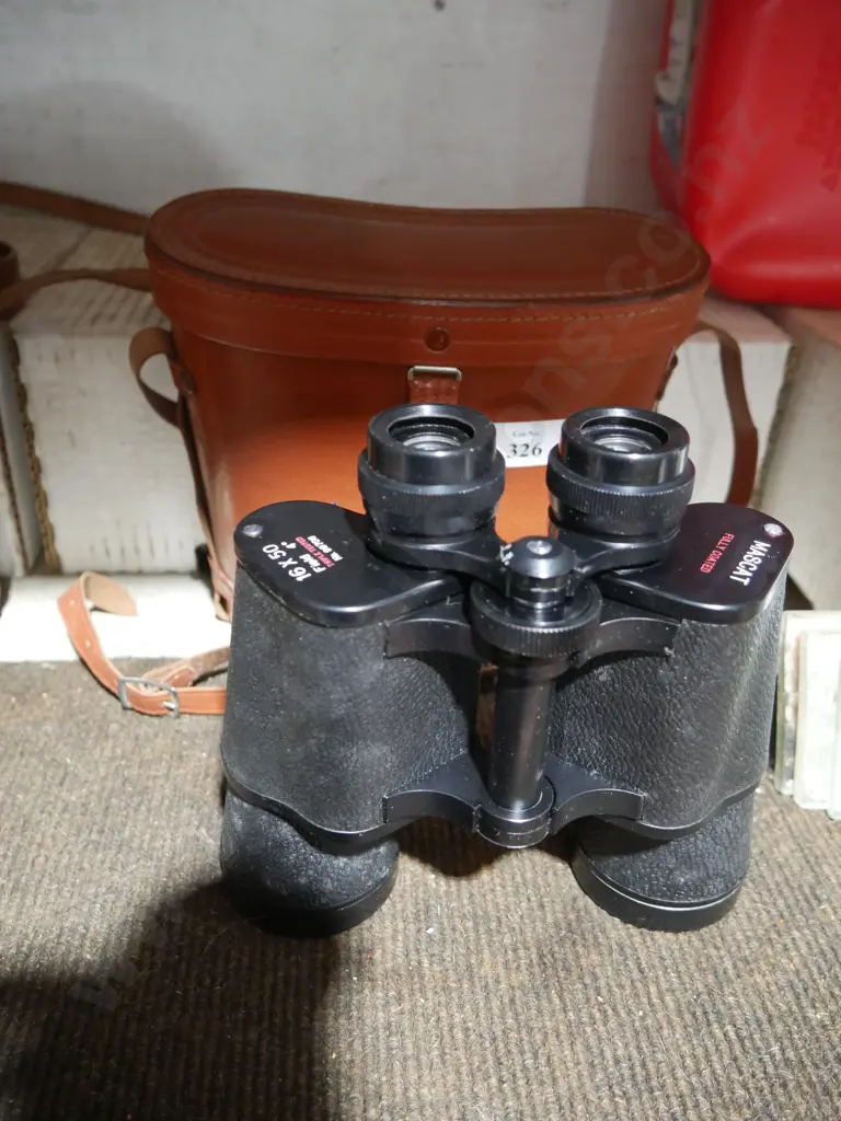 Binoculars Image 1++