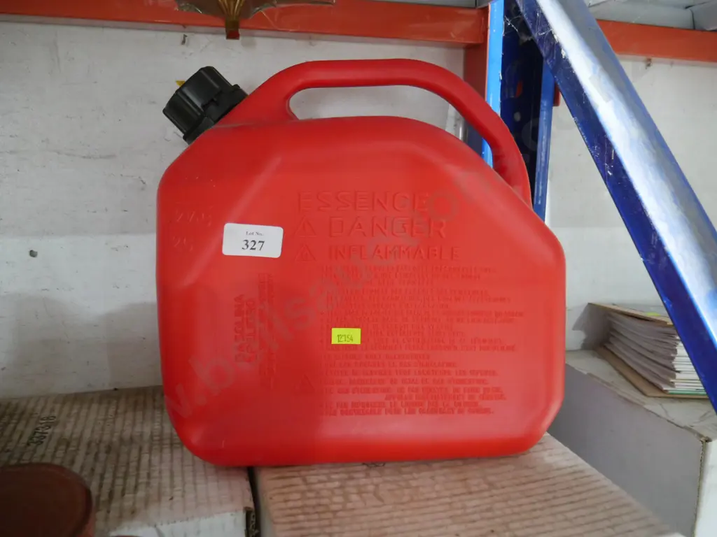 Petrol container Image 1++