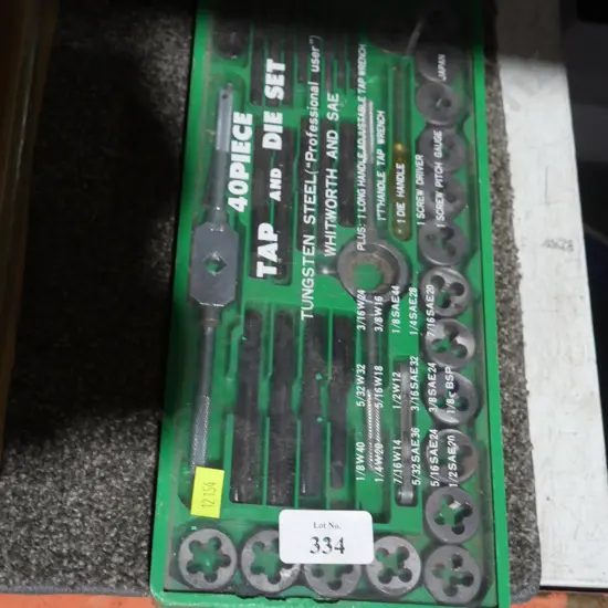 Tap and die set