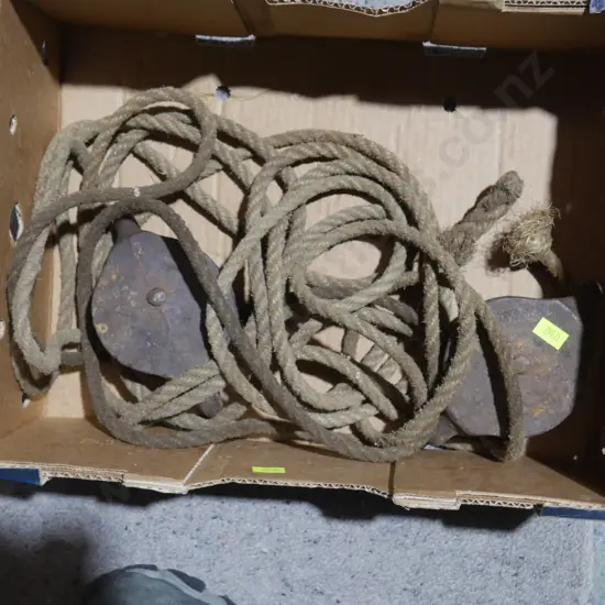 Rope and pulleys