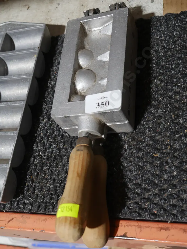 Sinker mould Image 1++
