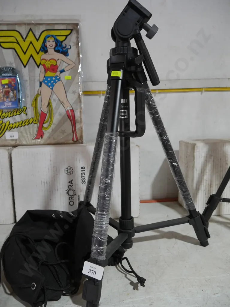 Tripod Image 1++