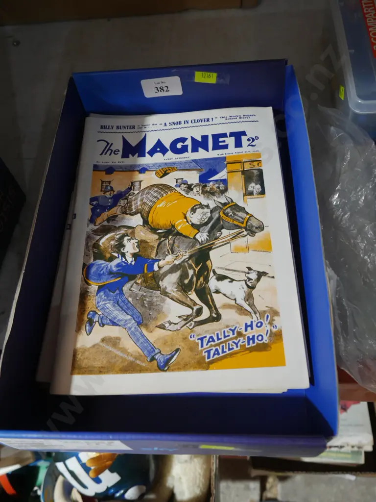 The magnet magazines Image 1++