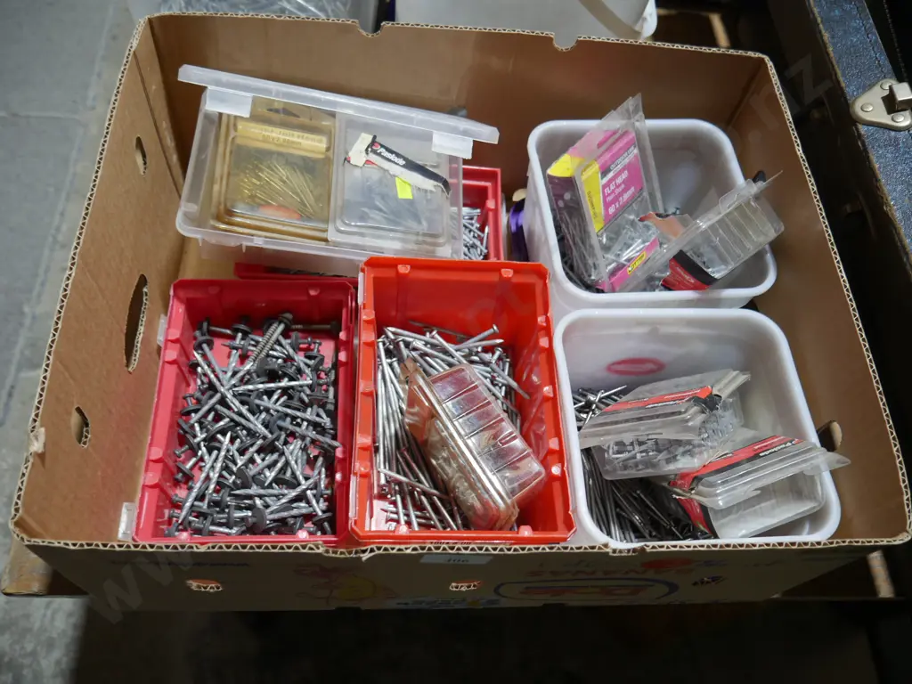 Assorted nails Image 1++