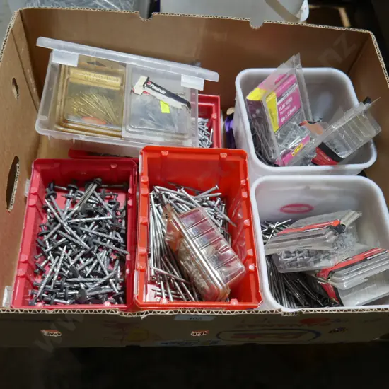 Assorted nails