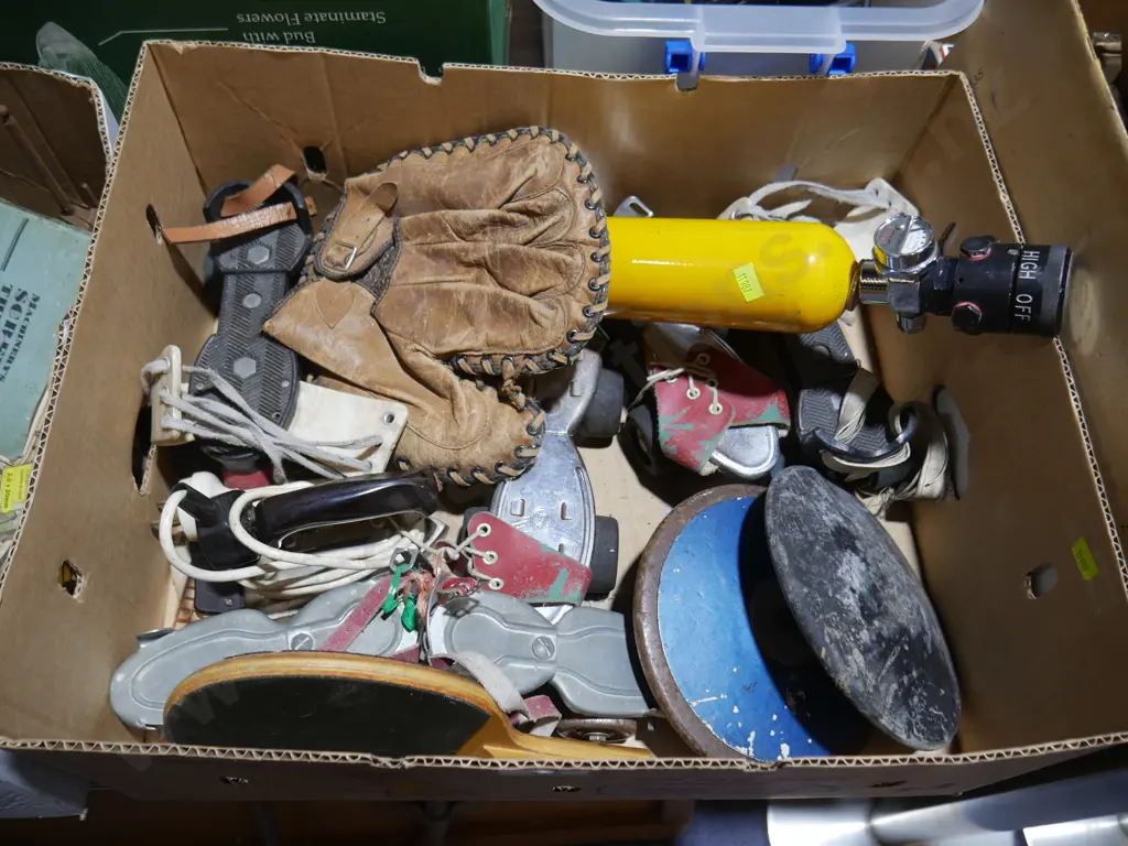 Vintage sports gear etc Image 1++