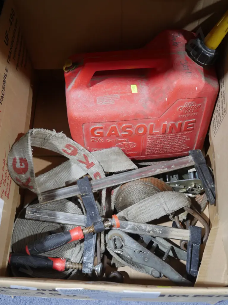 Strops, petrol container etc Image 1++