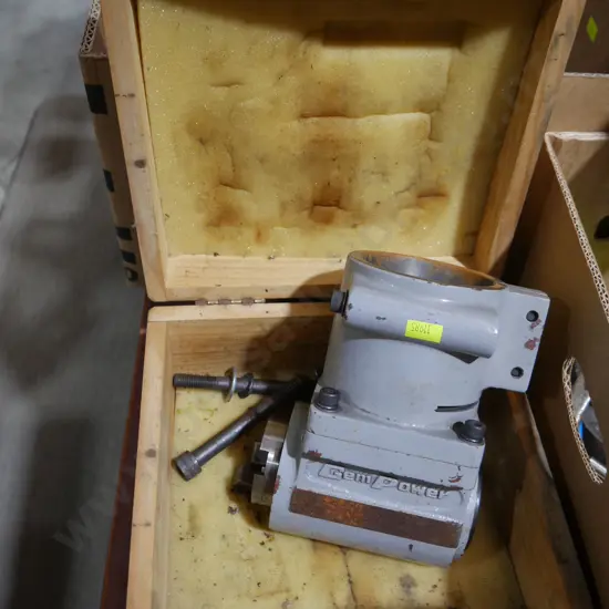 Milling head attachment
