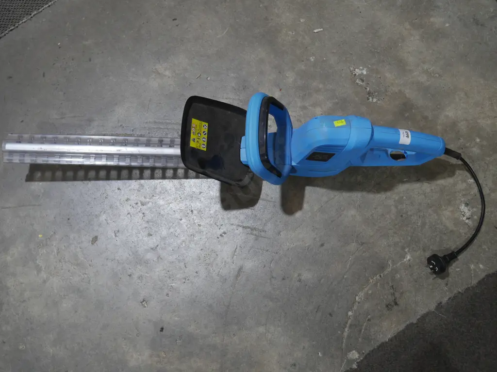 Hedge trimmer Image 1++