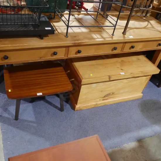 3 drawer hall table