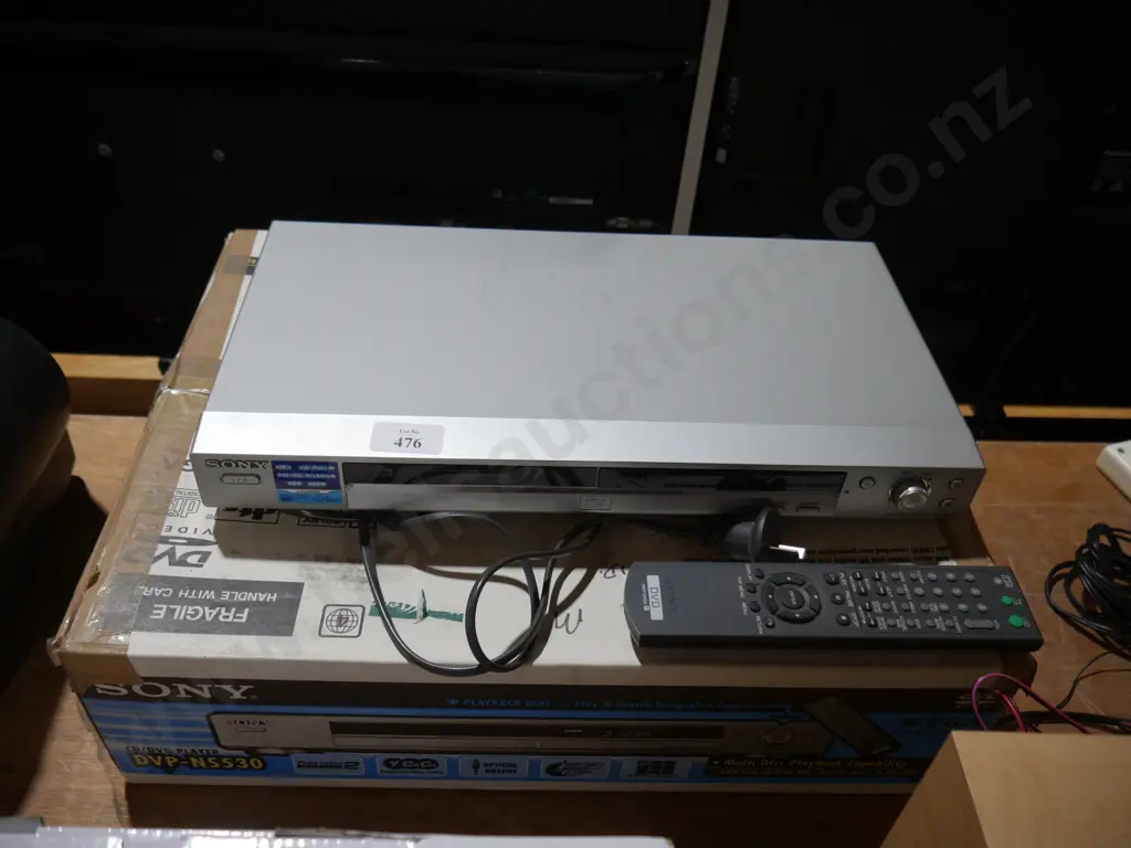 Sony DVD player Image 1++