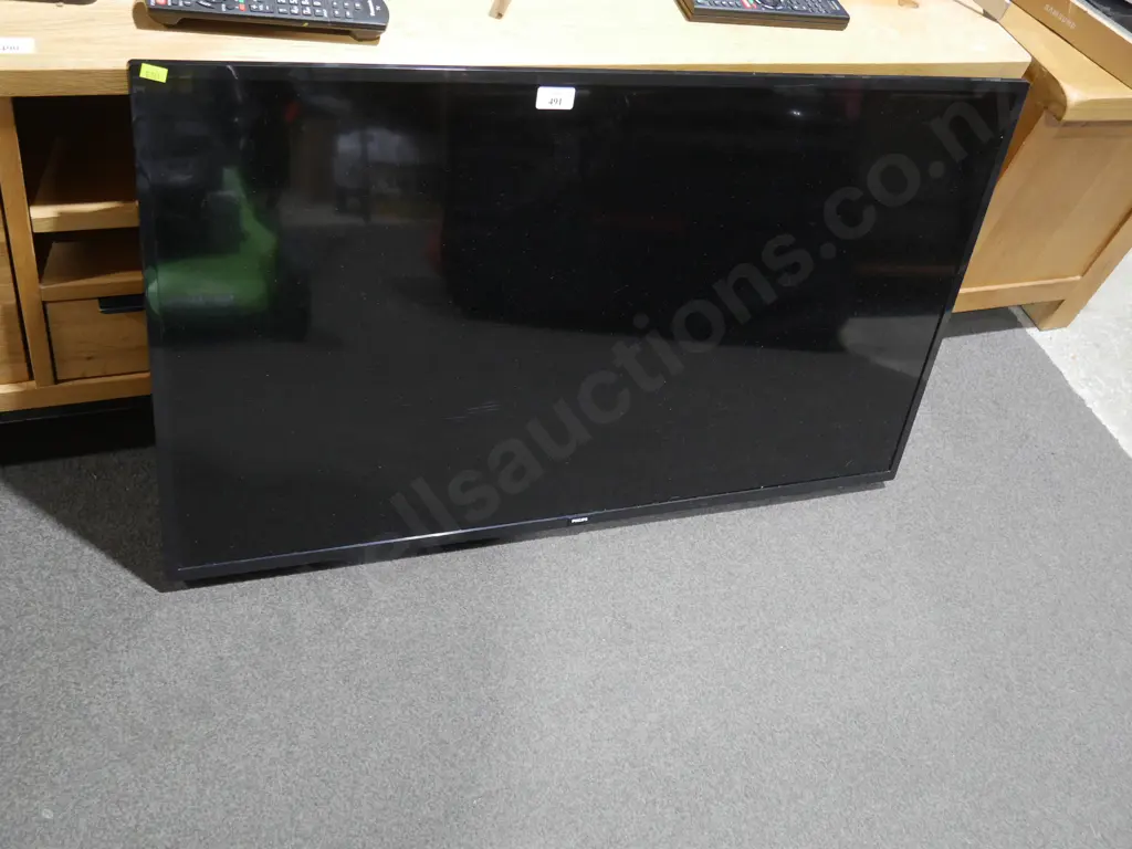 Philips 43in TV Image 1++