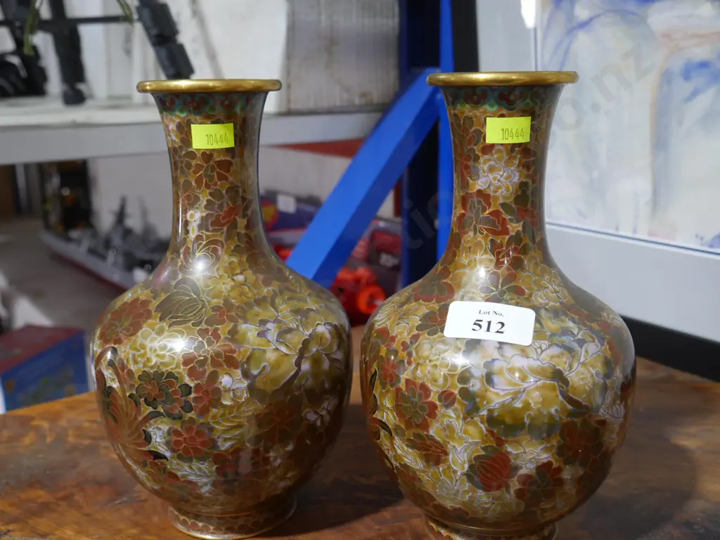Pair of cloisonne vases Image 1++