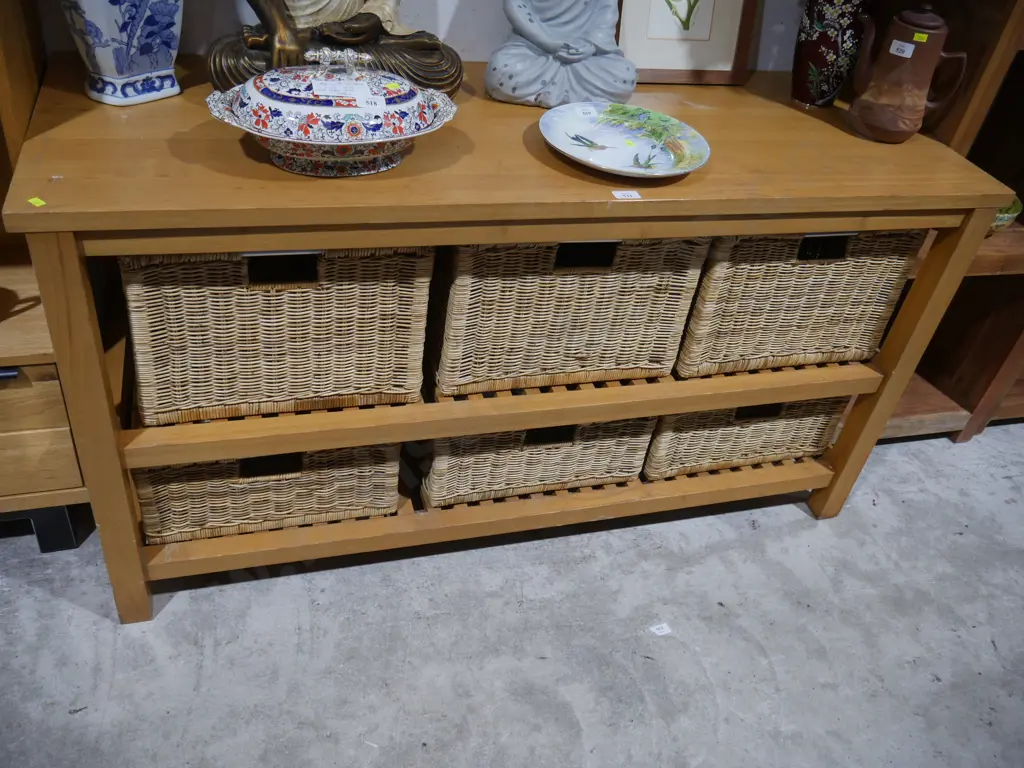 Wicker basket storage sideboard Image 1++