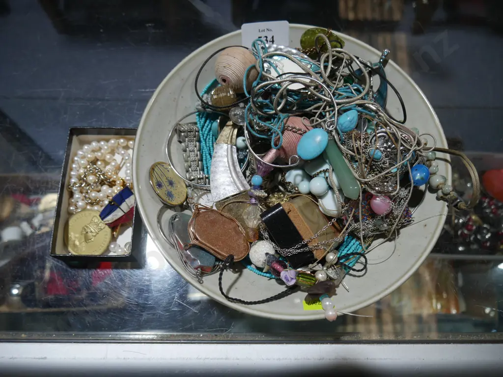 Jewellery Image 1++