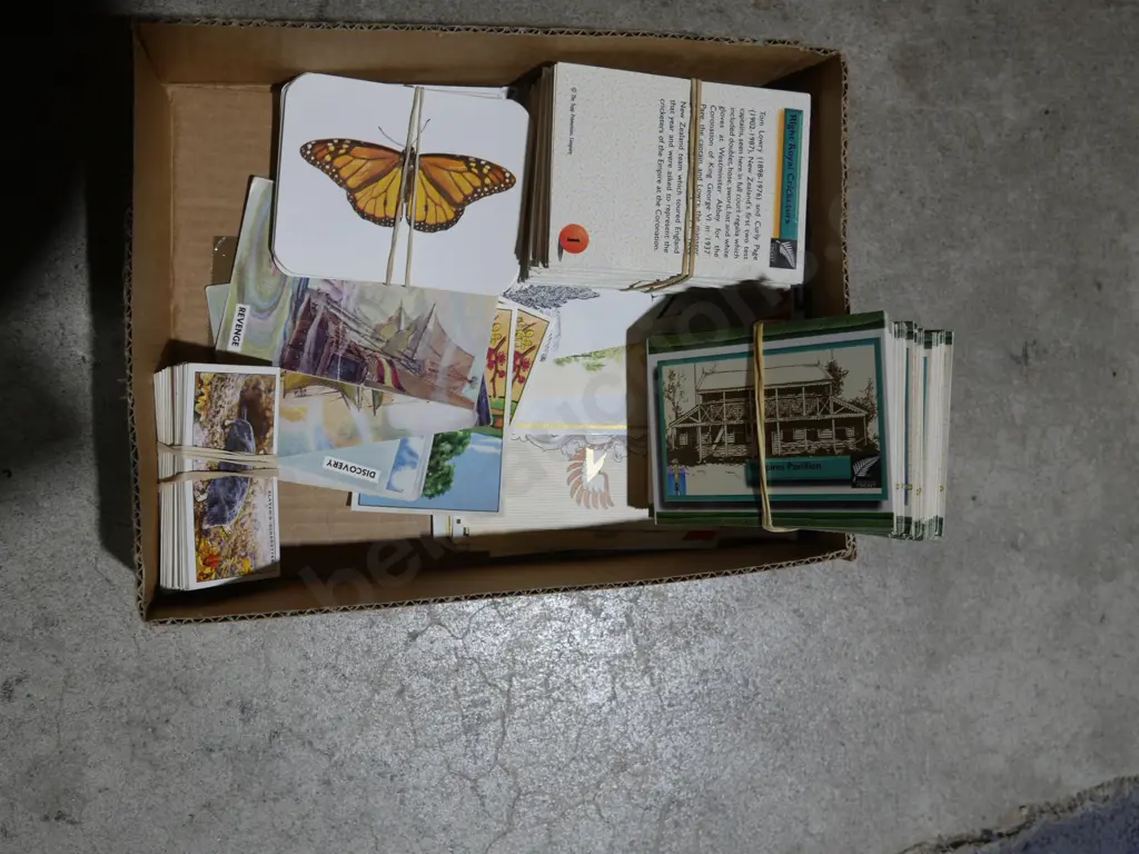 Cigarette cards etc Image 1++