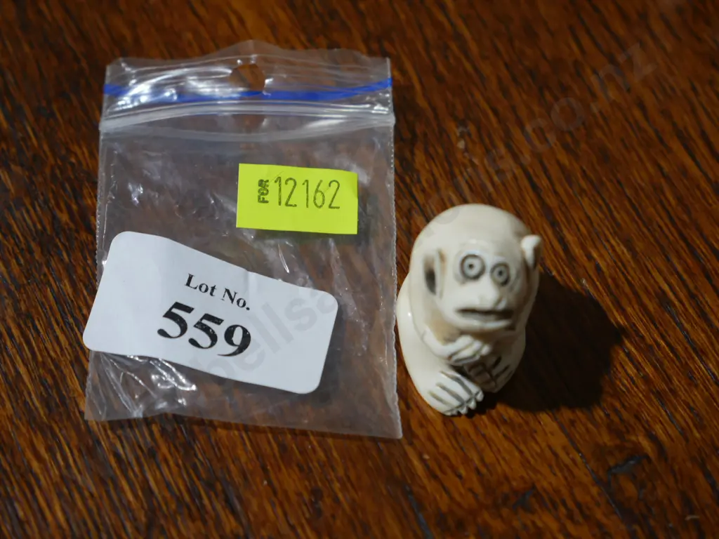 Netsuke Image 1++