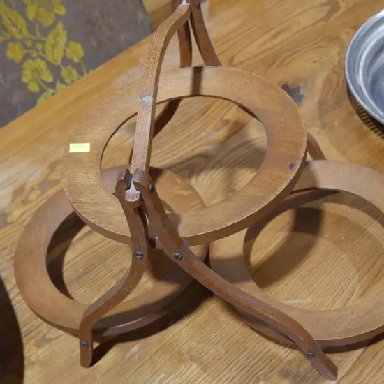 Wooden cake stand
