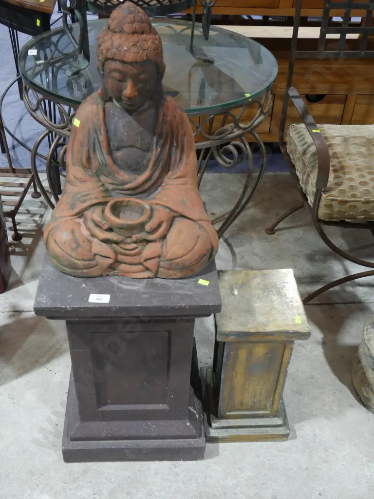 Buddha figurine and 2 pedestal stands Image 1++